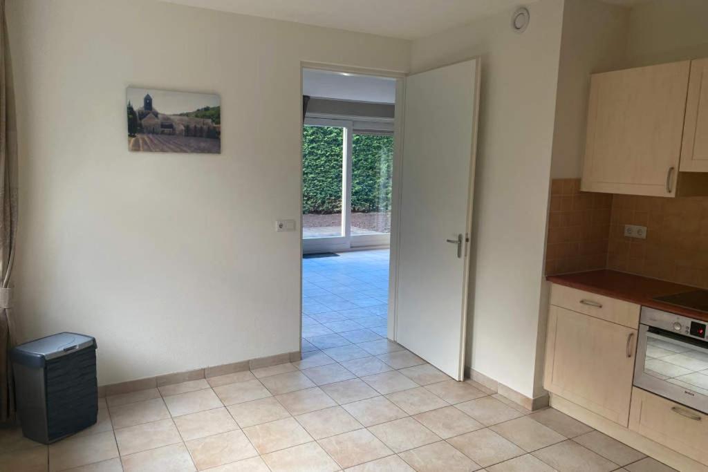 Hvz Narcis 10P Hotel Heinkenszand Exterior photo